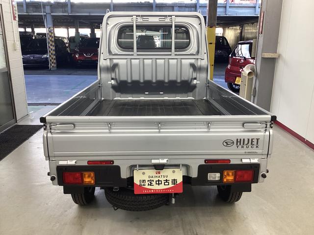 ハイゼットトラック スタンダード　衝突被害軽減ブレーキ　横滑り防止装置　４ＷＤ　ＣＶＴ　エアコン　パワステ　ラジオ　オートハイビーム　アイドリングストップ　オートライト　マット　バイザー（3枚目）