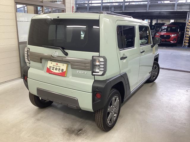 タフト Ｇ　ダーククロムベンチャー　衝突被害軽減ブレーキ　横滑り防止装置　４ＷＤ　オートハイビーム　アイドリングストップ　ステアリングスイッチ　オートライト　キーフリーシステム　オートエアコン　パノラマカメラ（8枚目）
