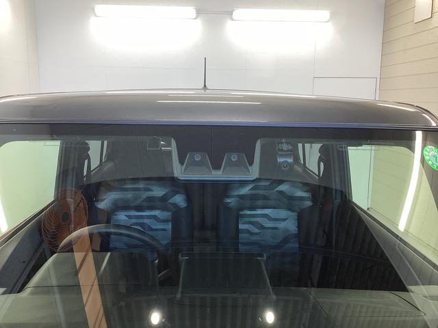 タフト Ｘ　衝突被害軽減ブレーキ　横滑り防止装置　オートハイビーム　アイドリングストップ　ステアリングスイッチ　オートライト　キーフリーシステム　オートエアコン　ナビ　ドラレコ　ＥＴＣ　マット（19枚目）