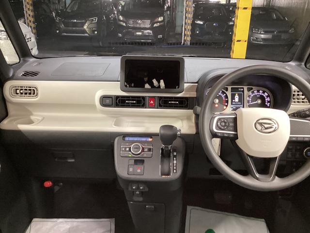 ムーヴキャンバス ストライプスG 衝突被害軽減ブレーキ 横滑り防止装置 オートハイビーム アイドリングストップ ステアリングスイッチ オートライト キーフリーシステム オートエアコン パノラマカメラ(16枚目)