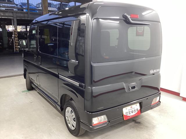 アトレー ＲＳ　衝突被害軽減ブレーキ　横滑り防止装置　４ＷＤ　ＣＶＴ　エアコン　パワステ　オートハイビーム　アイドリングストップ　オートライト　ナビ　ドラレコ　バックカメラ　ＥＴＣ　マット　バイザー（9枚目）