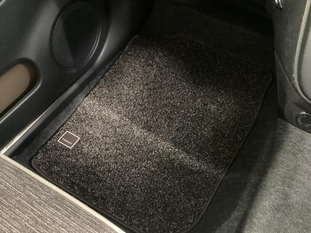 ミラトコット G SAIII 衝突被害軽減ブレーキ 横滑り防止装置 4WD オートハイビーム アイドリングストップ ステアリングスイッチ オートライト キーフリーシステム オートエアコン パノラマカメラ マット バイザー(25枚目)