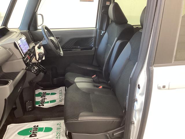 タント カスタムＲＳセレクション　衝突被害軽減ブレーキ　横滑り防止装置　４ＷＤ　オートハイビーム　アイドリングストップ　ステアリングスイッチ　オートライト　キーフリー　エアコン　ナビ　ドラレコ　バックカメラ　ＥＴＣ　マット　バイザー（13枚目）