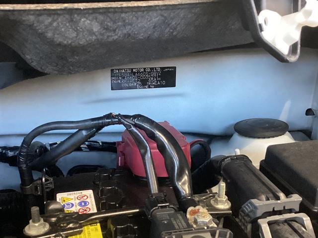 タント カスタムＲＳセレクション　衝突被害軽減ブレーキ　横滑り防止装置　４ＷＤ　オートハイビーム　アイドリングストップ　ステアリングスイッチ　オートライト　キーフリー　エアコン　ナビ　ドラレコ　バックカメラ　ＥＴＣ　マット　バイザー（18枚目）