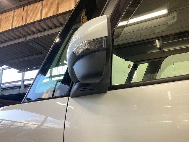 タント カスタムＲＳセレクション　衝突被害軽減ブレーキ　横滑り防止装置　４ＷＤ　オートハイビーム　アイドリングストップ　ステアリングスイッチ　オートライト　キーフリー　エアコン　ナビ　ドラレコ　バックカメラ　ＥＴＣ　マット　バイザー（22枚目）