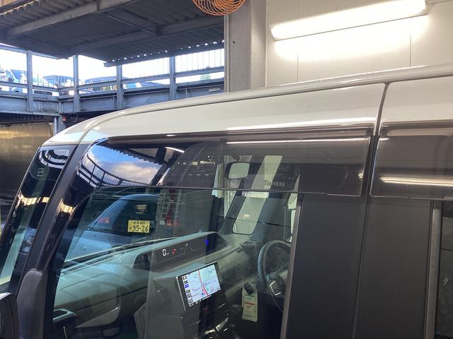 タント カスタムＲＳセレクション　衝突被害軽減ブレーキ　横滑り防止装置　４ＷＤ　オートハイビーム　アイドリングストップ　ステアリングスイッチ　オートライト　キーフリー　エアコン　ナビ　ドラレコ　バックカメラ　ＥＴＣ　マット　バイザー（23枚目）