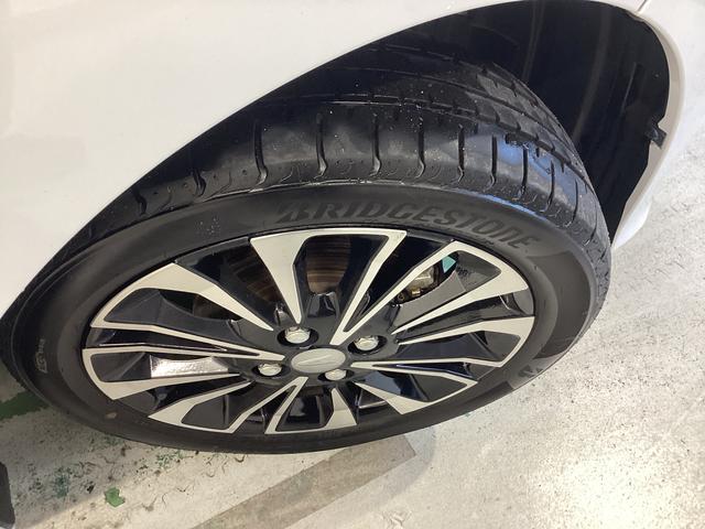 タント カスタムＲＳセレクション　衝突被害軽減ブレーキ　横滑り防止装置　４ＷＤ　オートハイビーム　アイドリングストップ　ステアリングスイッチ　オートライト　キーフリー　エアコン　ナビ　ドラレコ　バックカメラ　ＥＴＣ　マット　バイザー（39枚目）