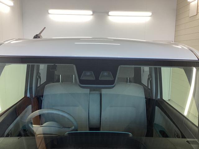 ムーヴキャンバス Xメイクアップリミテッド SAIII 衝突被害軽減ブレーキ 横滑り防止装置 オートハイビーム アイドリングストップ ステアリングスイッチ オートライト キーフリーシステム オートエアコン パノラマカメラ ETC マット バイザー(19枚目)