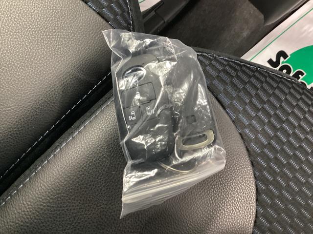 タント カスタムＲＳ　衝突被害軽減ブレーキ　横滑り防止装置　オートハイビーム　アイドリングストップ　ステアリングスイッチ　オートライト　キーフリー　オートエアコン　ナビ　ドラレコ　パノラマカメラ　ＥＴＣ　マット　バイザー（34枚目）