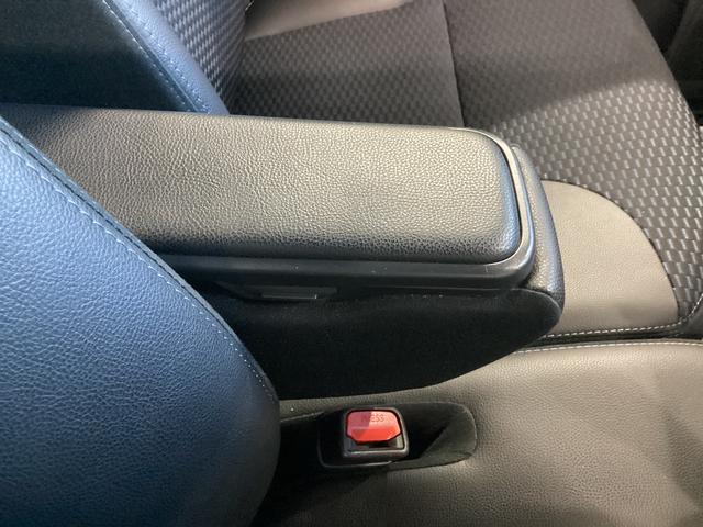 タント カスタムＲＳ　衝突被害軽減ブレーキ　横滑り防止装置　オートハイビーム　アイドリングストップ　ステアリングスイッチ　オートライト　キーフリー　オートエアコン　ナビ　ドラレコ　パノラマカメラ　ＥＴＣ　マット　バイザー（38枚目）