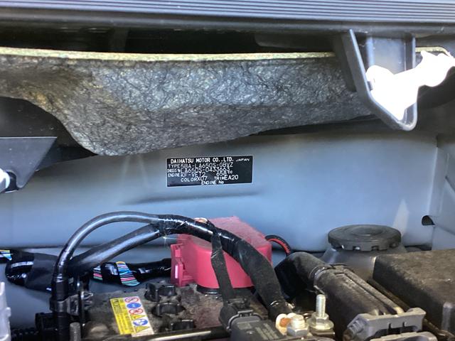 タント カスタムＲＳ　衝突被害軽減ブレーキ　横滑り防止装置　オートハイビーム　アイドリングストップ　ステアリングスイッチ　オートライト　キーフリーシステム　オートエアコン　パノラマカメラ　マット　バイザー（18枚目）