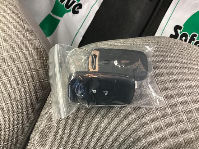 タント Ｘ　衝突被害軽減ブレーキ　横滑り防止装置　オートハイビーム　アイドリングストップ　ステアリングスイッチ　オートライト　キーフリーシステム　オートエアコン　パノラマカメラ　マット　バイザー（34枚目）