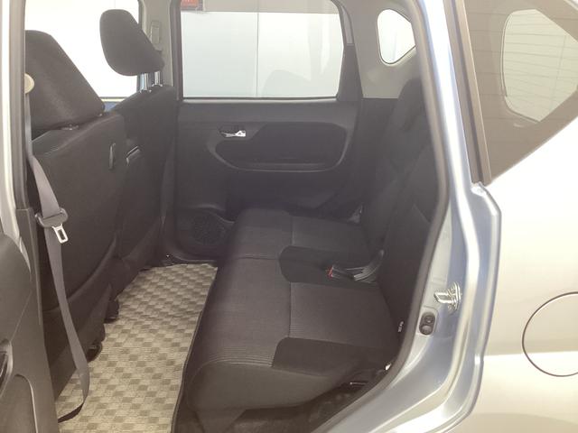 ムーヴ Ｘリミテッド　ＳＡＩＩＩ　衝突被害軽減ブレーキ　横滑り防止装置　４ＷＤ　オートハイビーム　アイドリングストップ　ステアリングスイッチ　オートライト　キーフリーシステム　オートエアコン　社外ナビ　バックカメラ　マット　バイザー（14枚目）