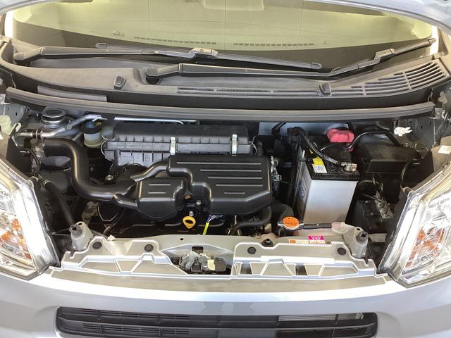 ムーヴ Ｘリミテッド　ＳＡＩＩＩ　衝突被害軽減ブレーキ　横滑り防止装置　４ＷＤ　オートハイビーム　アイドリングストップ　ステアリングスイッチ　オートライト　キーフリーシステム　オートエアコン　社外ナビ　バックカメラ　マット　バイザー（17枚目）