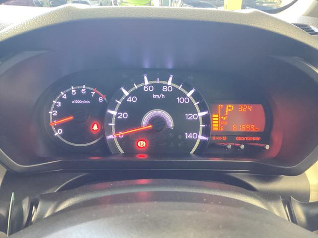 ムーヴ Ｘリミテッド　ＳＡＩＩＩ　衝突被害軽減ブレーキ　横滑り防止装置　４ＷＤ　オートハイビーム　アイドリングストップ　ステアリングスイッチ　オートライト　キーフリーシステム　オートエアコン　社外ナビ　バックカメラ　マット　バイザー（30枚目）