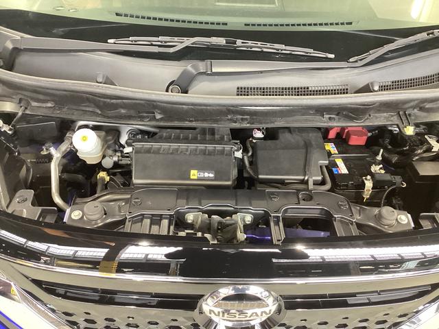 ルークス ハイウェイスター　Ｘ　衝突被害軽減ブレーキ　横滑り防止装置　オートハイビーム　アイドリングストップ　ステアリングスイッチ　オートライト　キーフリーシステム　オートエアコン　ナビ　パノラマカメラ　ＥＴＣ　マット　バイザー（17枚目）