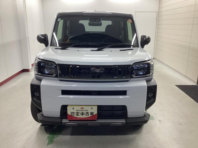 タフト Ｇターボ　ダーククロムベンチャー　衝突被害軽減ブレーキ　横滑り防止装置　オートハイビーム　アイドリングストップ　ステアリングスイッチ　オートライト　キーフリーシステム　オートエアコン　パノラマカメラ（2枚目）