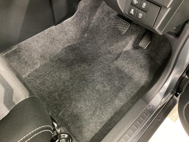 タフト Ｇ　ダーククロムベンチャー　衝突被害軽減ブレーキ　横滑り防止装置　オートハイビーム　アイドリングストップ　ステアリングスイッチ　オートライト　キーフリーシステム　オートエアコン　ディスプレイオーディオ（24枚目）