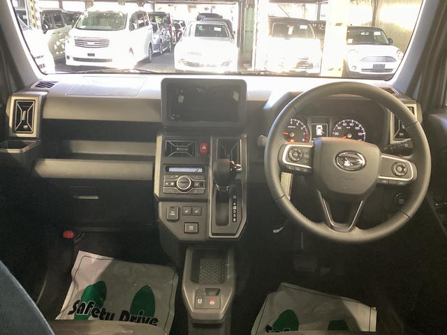 タフト Ｇターボ　クロムベンチャー　衝突被害軽減ブレーキ　横滑り防止装置　オートハイビーム　アイドリングストップ　ステアリングスイッチ　オートライト　キーフリーシステム　オートエアコン　パノラマカメラ（16枚目）