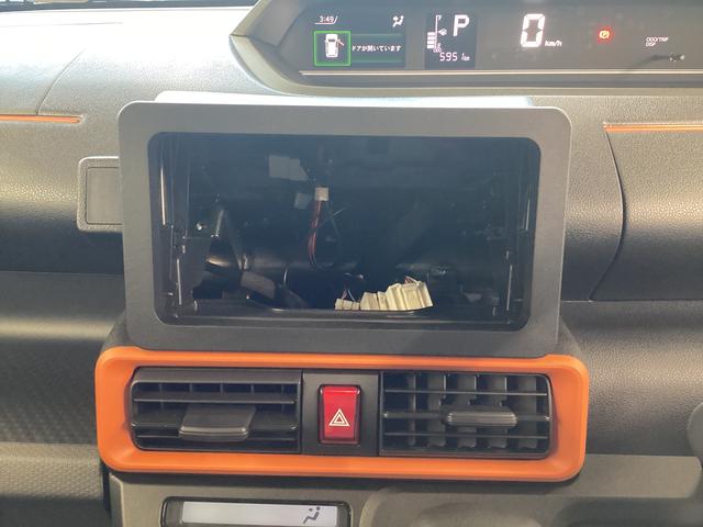 タント ファンクロス　衝突被害軽減ブレーキ　横滑り防止装置　オートハイビーム　アイドリングストップ　ステアリングスイッチ　オートライト　キーフリーシステム　オートエアコン　パノラマカメラ　マット　バイザー（10枚目）