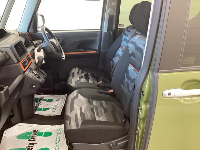 タント ファンクロス　衝突被害軽減ブレーキ　横滑り防止装置　オートハイビーム　アイドリングストップ　ステアリングスイッチ　オートライト　キーフリーシステム　オートエアコン　パノラマカメラ　マット　バイザー（13枚目）