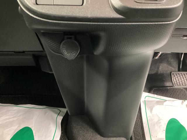 タント ファンクロス　衝突被害軽減ブレーキ　横滑り防止装置　オートハイビーム　アイドリングストップ　ステアリングスイッチ　オートライト　キーフリーシステム　オートエアコン　パノラマカメラ　マット　バイザー（31枚目）