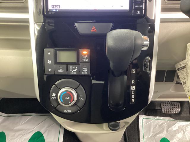 タント Ｘ　ＳＡＩＩＩ　衝突被害軽減ブレーキ　横滑り防止装置　オートハイビーム　アイドリングストップ　ステアリングスイッチ　オートライト　キーフリー　オートエアコン　ナビ　ドラレコ　バックカメラ　ＥＴＣ　マット　バイザー（11枚目）