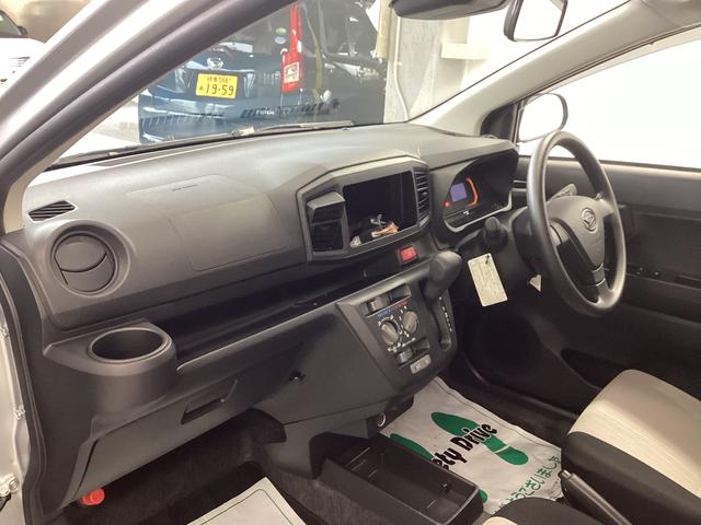 ミライース Ｌ　ＳＡＩＩＩ　衝突被害軽減ブレーキ　横滑り防止装置　オートハイビーム　アイドリングストップ　オートライト　キーレス　エアコン　マット　バイザー（12枚目）