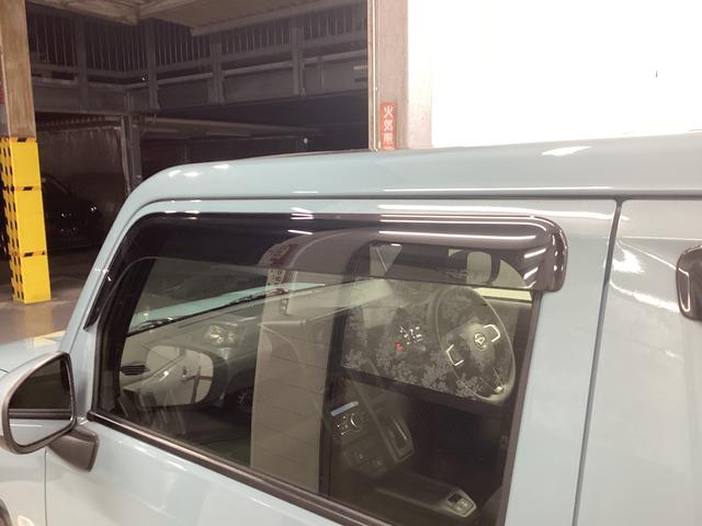 タフト Ｘ　衝突被害軽減ブレーキ　横滑り防止装置　オートハイビーム　アイドリングストップ　ステアリングスイッチ　オートライト　キーフリーシステム　オートエアコン　パノラマカメラ　マット　バイザー（23枚目）