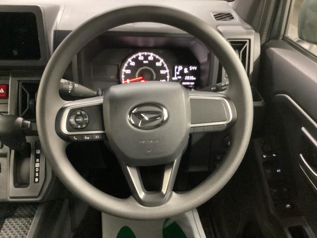 タフト Ｘ　衝突被害軽減ブレーキ　横滑り防止装置　オートハイビーム　アイドリングストップ　ステアリングスイッチ　オートライト　キーフリーシステム　オートエアコン　パノラマカメラ　マット　バイザー（27枚目）