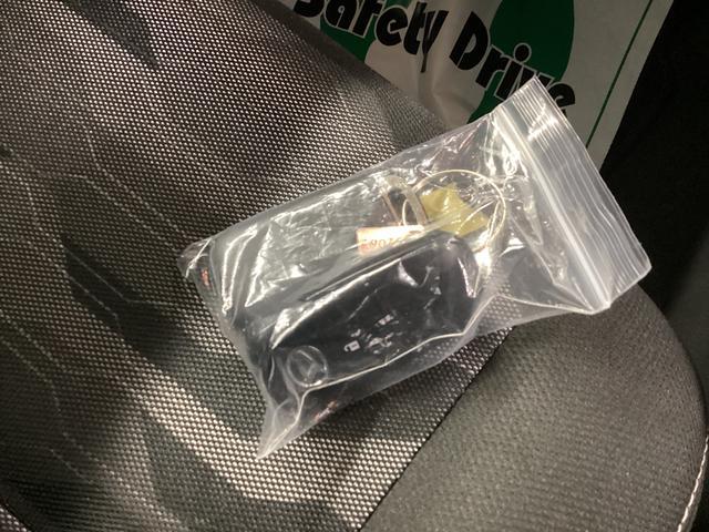 タフト Ｇターボ　ダーククロムベンチャー　衝突被害軽減ブレーキ　横滑り防止装置　オートハイビーム　アイドリングストップ　ステアリングスイッチ　オートライト　キーフリーシステム　オートエアコン　ナビ　ドラレコ　ＥＴＣ　マット　バイザー（36枚目）