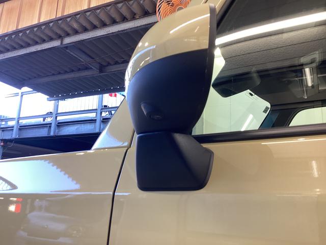 タフト Ｇ　クロムベンチャー　衝突被害軽減ブレーキ　横滑り防止装置　オートハイビーム　アイドリングストップ　ステアリングスイッチ　オートライト　キーフリーシステム　オートエアコン　パノラマカメラ（22枚目）