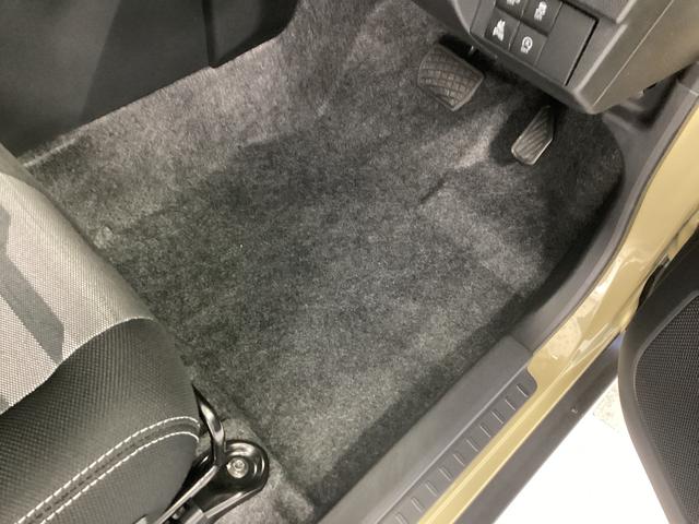 タフト Ｇ　クロムベンチャー　衝突被害軽減ブレーキ　横滑り防止装置　オートハイビーム　アイドリングストップ　ステアリングスイッチ　オートライト　キーフリーシステム　オートエアコン　パノラマカメラ（24枚目）