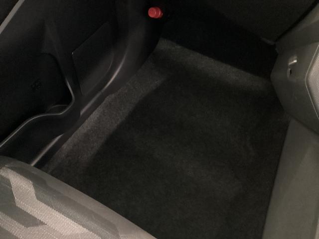 タフト Ｇ　クロムベンチャー　衝突被害軽減ブレーキ　横滑り防止装置　オートハイビーム　アイドリングストップ　ステアリングスイッチ　オートライト　キーフリーシステム　オートエアコン　パノラマカメラ（25枚目）