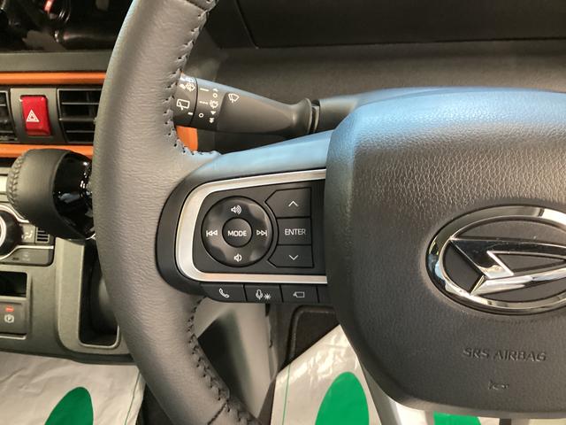 タント ファンクロスターボ　衝突被害軽減ブレーキ　横滑り防止装置　オートハイビーム　アイドリングストップ　ステアリングスイッチ　オートライト　キーフリーシステム　オートエアコン　パノラマカメラ　マット　バイザー（28枚目）