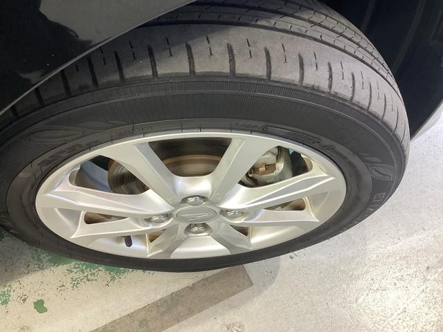 ムーヴ ＸリミテッドＩＩ　ＳＡＩＩＩ　衝突被害軽減ブレーキ　横滑り防止装置　オートハイビーム　アイドリングストップ　ステアリングスイッチ　オートライト　キーフリーシステム　オートエアコン　社外ナビ　マット　バイザー（39枚目）