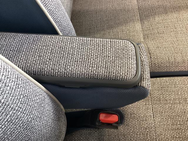 ムーヴキャンバス ストライプスGターボ 衝突被害軽減ブレーキ 横滑り防止装置 オートハイビーム アイドリングストップ ステアリングスイッチ オートライト キーフリーシステム オートエアコン パノラマカメラ マット バイザー(38枚目)