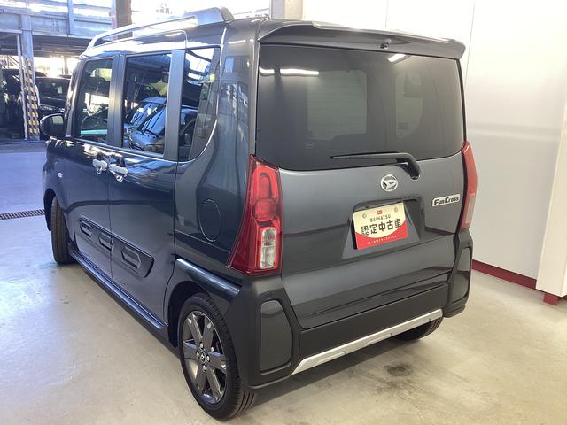 タント ファンクロスターボ　衝突被害軽減ブレーキ　横滑り防止装置　オートハイビーム　アイドリングストップ　ステアリングスイッチ　オートライト　キーフリーシステム　オートエアコン　ディスプレイオーディオ　バックカメラ（9枚目）