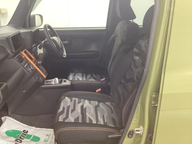 タフト G 衝突被害軽減ブレーキ 横滑り防止装置 オートハイビーム アイドリングストップ ステアリングスイッチ オートライト キーフリーシステム オートエアコン マット バイザー(13枚目)