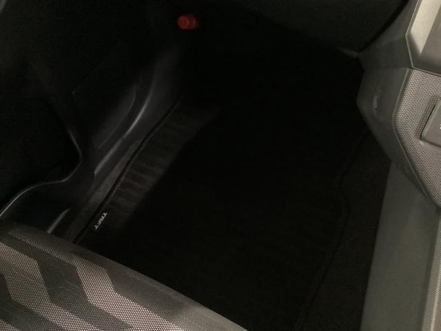 タフト G 衝突被害軽減ブレーキ 横滑り防止装置 オートハイビーム アイドリングストップ ステアリングスイッチ オートライト キーフリーシステム オートエアコン マット バイザー(25枚目)