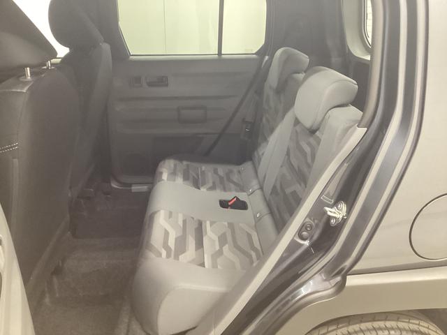 タフト Ｇ　ダーククロムベンチャー　衝突被害軽減ブレーキ　横滑り防止装置　オートハイビーム　アイドリングストップ　ステアリングスイッチ　オートライト　キーフリーシステム　オートエアコン　パノラマカメラ（14枚目）