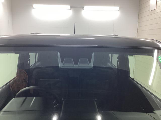 タフト Ｇ　ダーククロムベンチャー　衝突被害軽減ブレーキ　横滑り防止装置　オートハイビーム　アイドリングストップ　ステアリングスイッチ　オートライト　キーフリーシステム　オートエアコン　パノラマカメラ（19枚目）