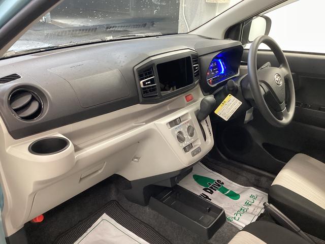 ミライース Ｘ　ＳＡＩＩＩ　衝突被害軽減ブレーキ　横滑り防止装置　オートハイビーム　アイドリングストップ　オートライト　キーレス　エアコン　バックカメラ　マット　バイザー（12枚目）