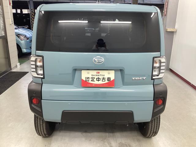 タフト Ｘ　衝突被害軽減ブレーキ　横滑り防止装置　オートハイビーム　アイドリングストップ　ステアリングスイッチ　オートライト　キーフリーシステム　オートエアコン　パノラマカメラ　マット　バイザー（3枚目）