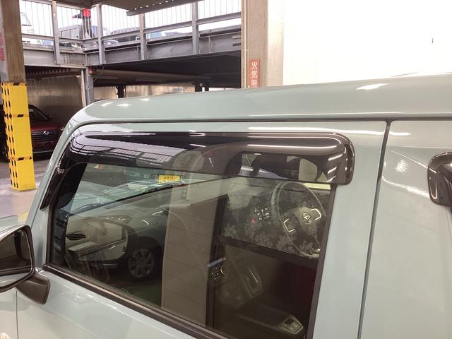 タフト Ｘ　衝突被害軽減ブレーキ　横滑り防止装置　オートハイビーム　アイドリングストップ　ステアリングスイッチ　オートライト　キーフリーシステム　オートエアコン　パノラマカメラ　マット　バイザー（23枚目）