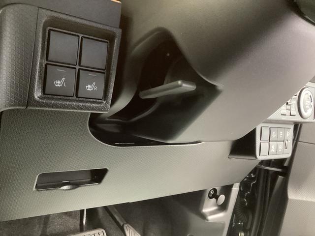 タント ファンクロス　衝突被害軽減ブレーキ　横滑り防止装置　オートハイビーム　アイドリングストップ　ステアリングスイッチ　オートライト　キーフリーシステム　オートエアコン　パノラマカメラ　マット　バイザー（32枚目）