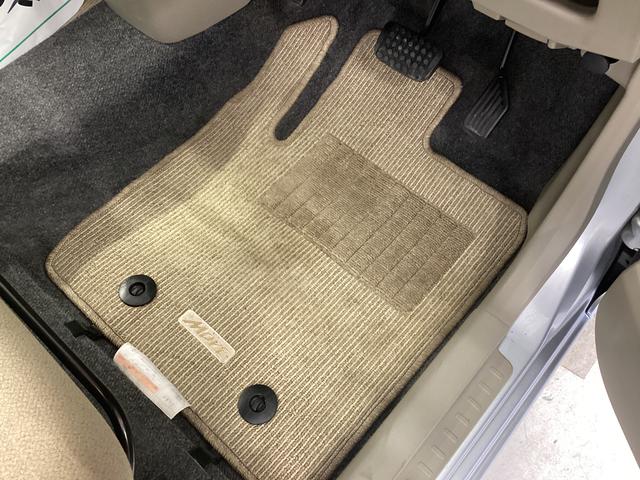 ムーヴ Ｘ　ＳＡ　衝突被害軽減ブレーキ　横滑り防止装置　アイドリングストップ　オートライト　キーフリーシステム　オートエアコン　社外ＣＤチューナー　マット　バイザー（24枚目）