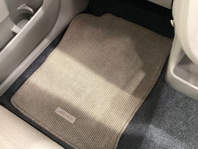 ムーヴ Ｘ　ＳＡ　衝突被害軽減ブレーキ　横滑り防止装置　アイドリングストップ　オートライト　キーフリーシステム　オートエアコン　社外ＣＤチューナー　マット　バイザー（25枚目）