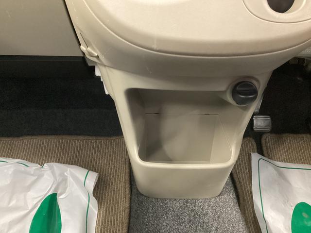 ムーヴ Ｘ　ＳＡ　衝突被害軽減ブレーキ　横滑り防止装置　アイドリングストップ　オートライト　キーフリーシステム　オートエアコン　社外ＣＤチューナー　マット　バイザー（31枚目）