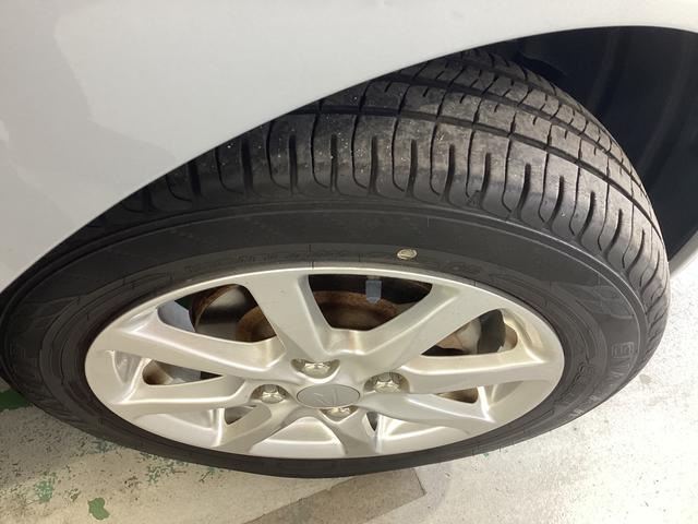 ムーヴ Ｘ　ＳＡ　衝突被害軽減ブレーキ　横滑り防止装置　アイドリングストップ　オートライト　キーフリーシステム　オートエアコン　社外ＣＤチューナー　マット　バイザー（39枚目）